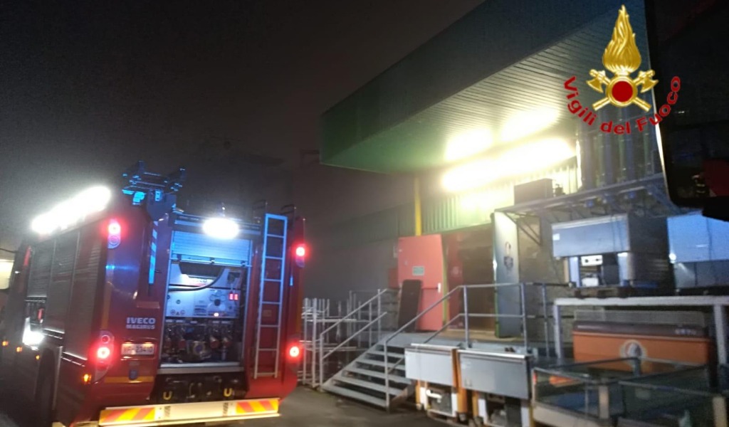 Allarme incendio al Gigante, arrivano i Vigili del Fuoco