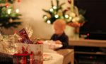 “Un giocattolo sospeso”: la bella iniziativa pavese per donare un regalo di Natale ai bimbi in difficoltà