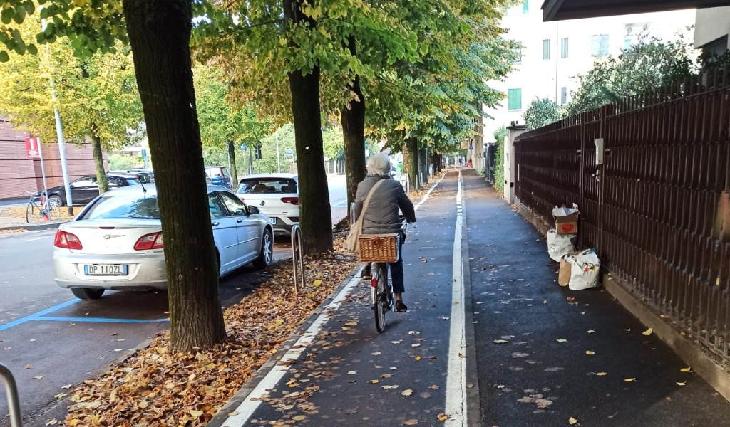 Pista ciclabile di via San Bassiano, concluso l’intervento di riqualificazione