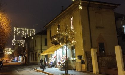 Il Lodigiano si accende per il Natale con luci che sanno di speranza FOTO