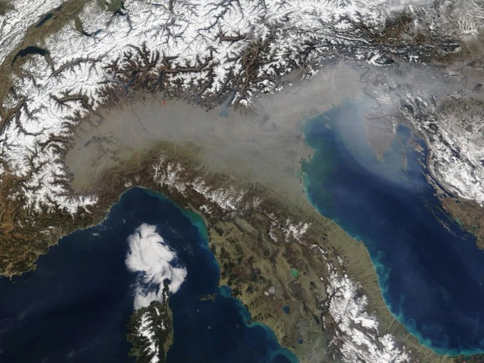 Lodi al 1° posto in Italia per mortalità da tumori: tra le cause l’inquinamento ambientale
