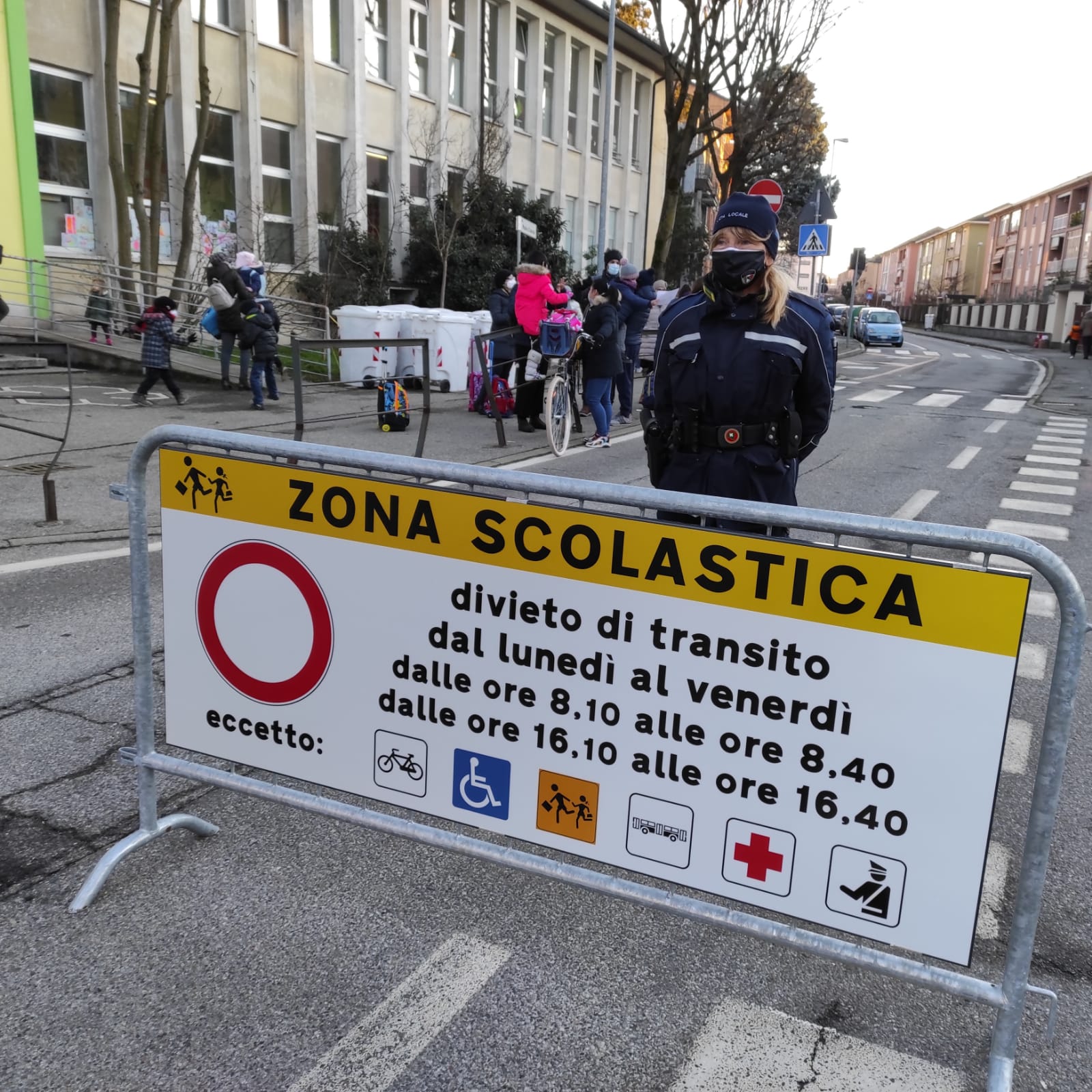 Prima "zona scolastica", il sindaco Casanova in visita alla Don Gnocchi