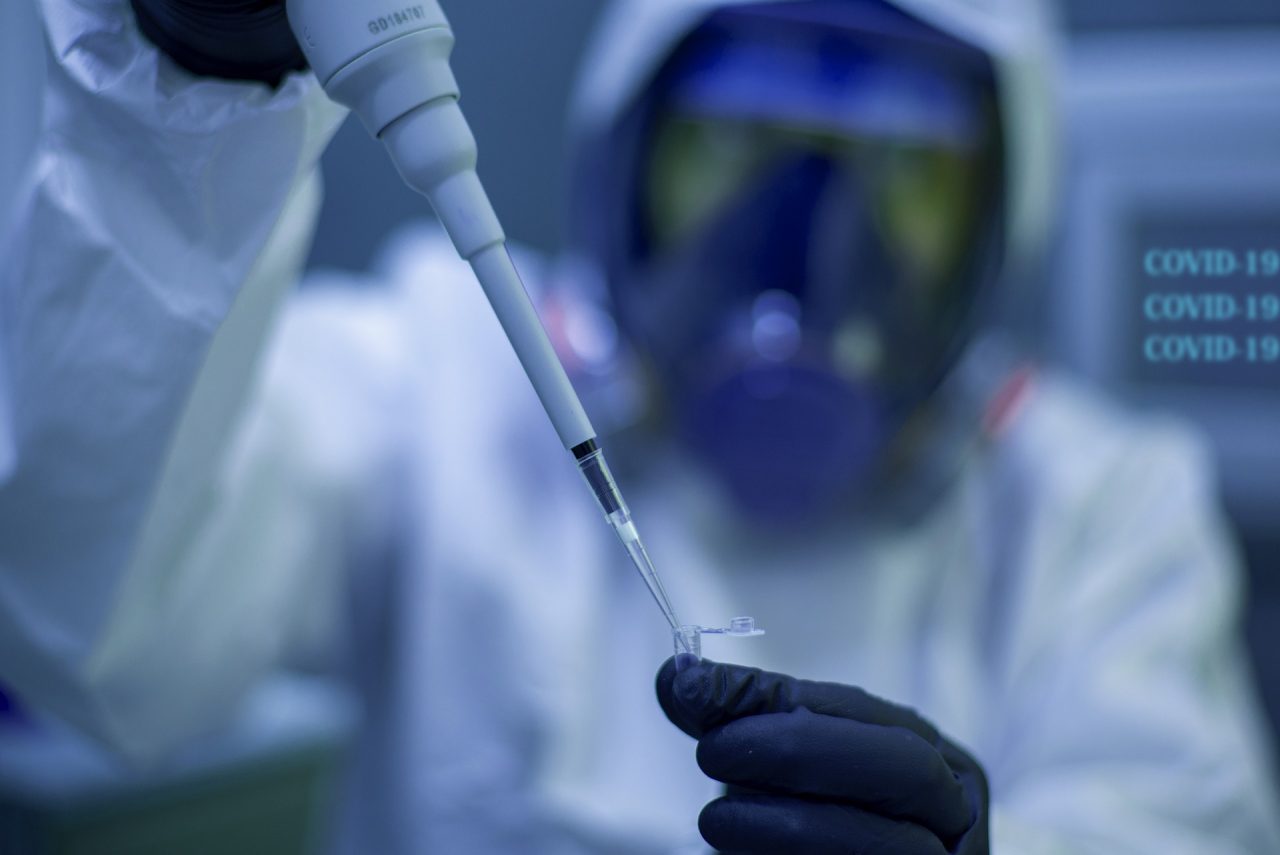 “Il Covid è in declino”: ecco perchè il virus si sta indebolendo