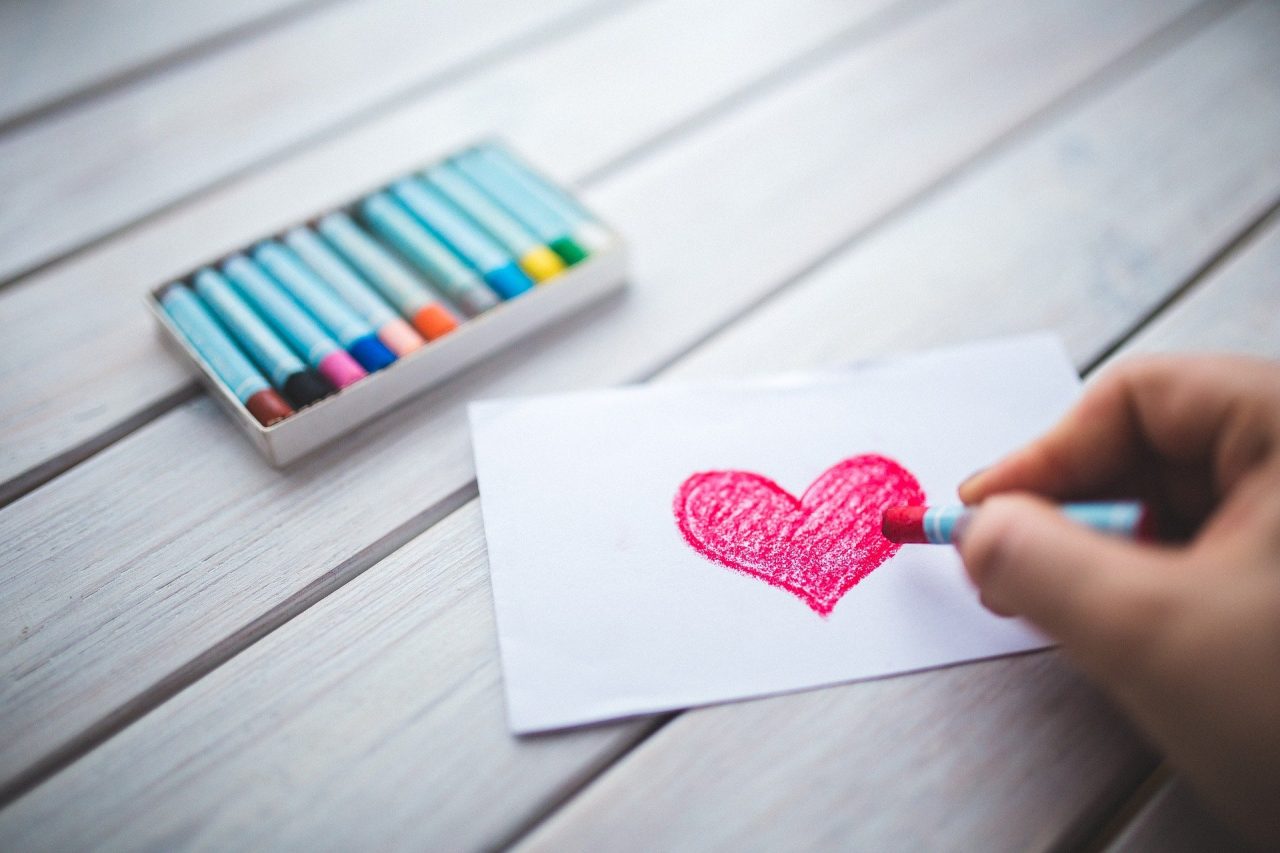 Oggi è San Valentino: una selezione di frasi e immagini da inviare con WhatsApp