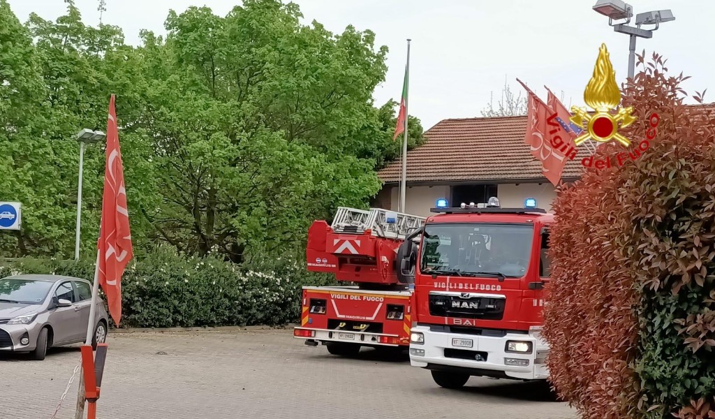Incendio nella sede della CGIL di Lodi