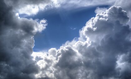 Qualche pioggia sparsa fino a giovedì, quando torna il sole | Meteo Lombardia