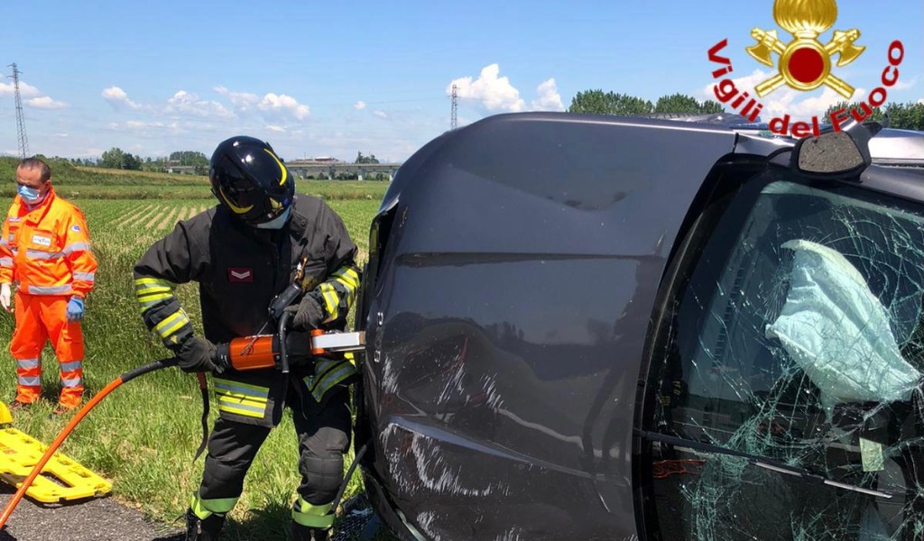 Incidente a San Zenone al Lambro, due persone coinvolte
