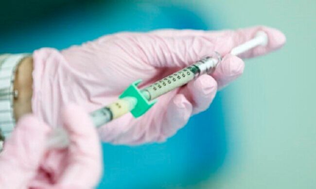Vaccini in vacanza? Ecco come prenotare in Lombardia, Liguria e Piemonte