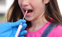 Covid: da oggi gli screening con test salivari nelle scuole