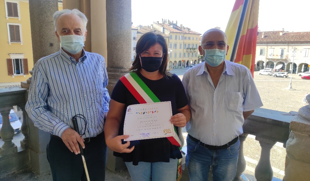 Il Sindaco Casanova premiato dall’Unione Italiana dei Ciechi e degli Ipovedenti