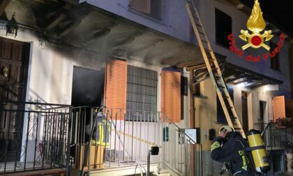 Appartamento in fiamme a Salerano: cani e residente salvati dai Vigili del fuoco