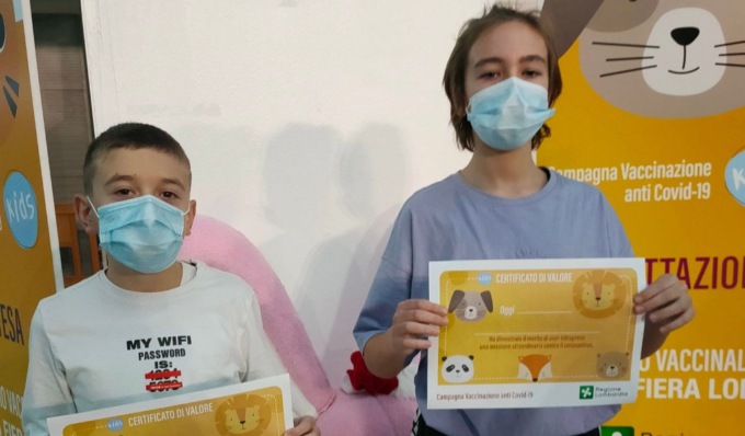 Iniziate le vaccinazioni per la fascia 5-11 anni, Valerio e Samuele sono i primi vaccinati nel Lodigiano