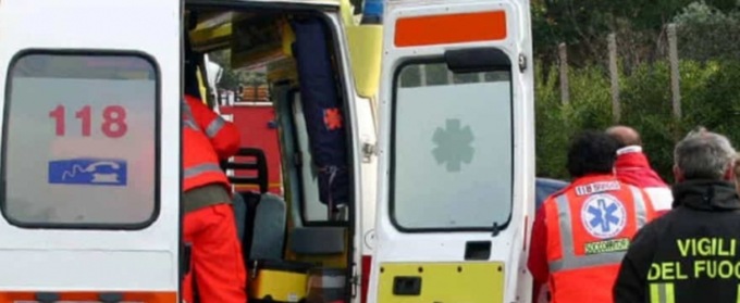 Trovata morta in casa la vigilia di Natale: accertamenti in corso sulla causa