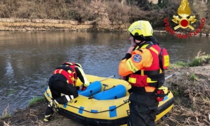 Tragedia a Santo Stefano Lodigiano: 42enne perde il controllo della moto, finisce nel canale e muore