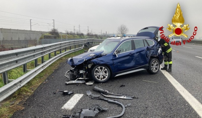 Un altro incidente in A1, due auto coinvolte e due persone ferite
