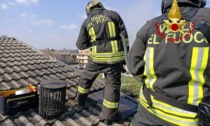 Canna fumaria in fiamme a Castiraga Vidardo, l'intervento dei Vigili del Fuoco