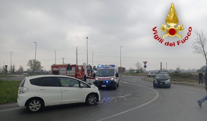 Violento scontro a Cornegliano Laudense, ferite due donne