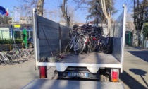 25 “carcasse” di biciclette rimosse in zona stazione: "Più decoro e sicurezza"