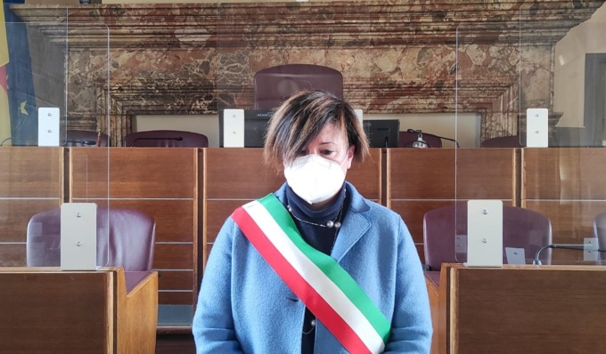 Bandiere a mezz’asta a Lodi per la giornata nazionale in memoria delle vittime dei Covid
