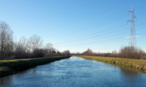 Canale Belgiardino, ancora presenza di schiuma bianca nell'acqua: Arpa al lavoro