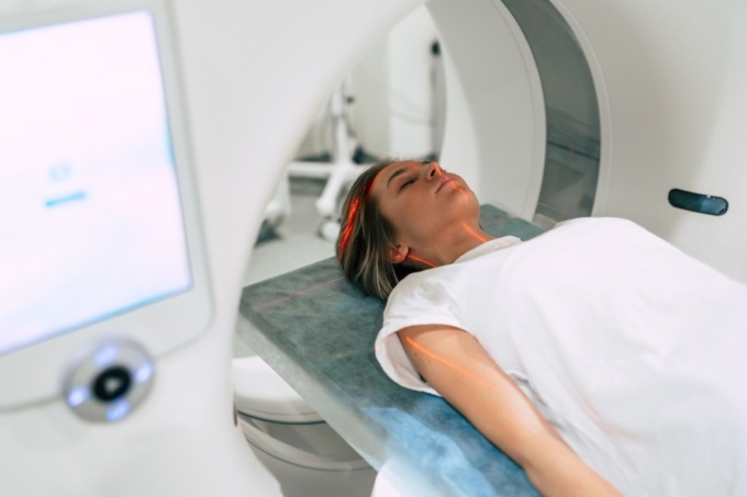 Esami serali negli ospedali per accorciare le code: a Lodi si parte con la risonanza magnetica