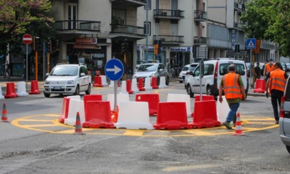 Le nuove rotonde in piazzale Medaglie d'Oro e viale Dante hanno ufficialmente sostituito i semafori 