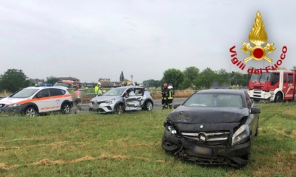 Incidente tra auto a Salerano, due donne ferite