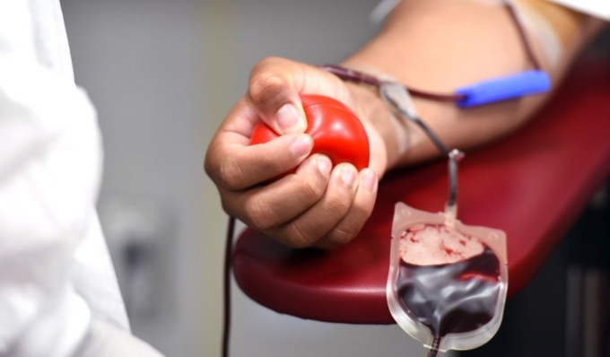 C’è bisogno di sangue. L’appello della Croce Rossa: “Donate prima delle vacanze”