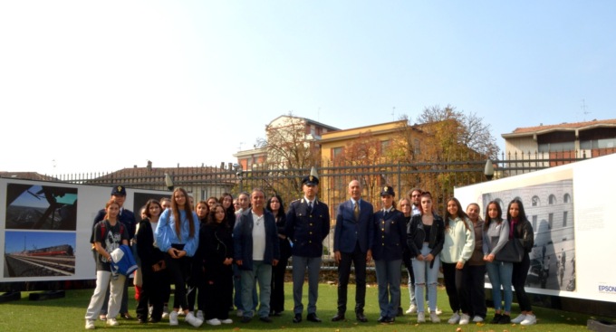 Gli alunni lodigiani vanno in visita alla Questura