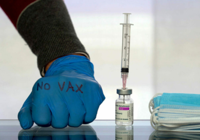 Il ritorno dei medici no vax, a Lodi sono dieci gli operatori sanitari reintegrati