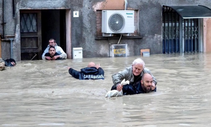 Esondazioni Romagna, la protezione civile di Lodi destinata a Massa Lombarda