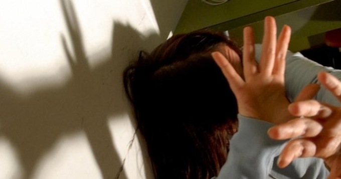 Cerca di molestare la donna con cui usciva da poco, 55enne denunciato dalla Questura di Lodi