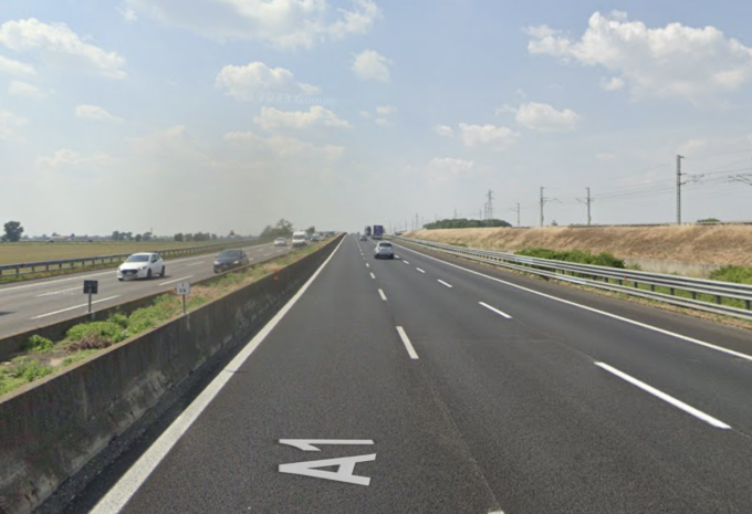 Motociclista 50enne si schianta contro un furgone in A1, interviene l’eliambulanza