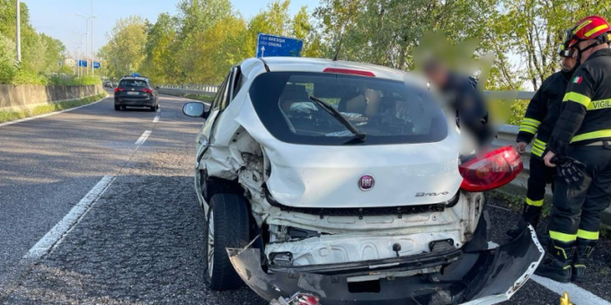 Tamponamento sulla Tangenziale Sud di Lodi: un automobilista trasportato all’Ospedale in elisoccorso