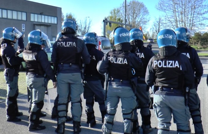 Disordini e violenze durante le partite di calcio delle squadre lodigiane, daspo per dodici tifosi