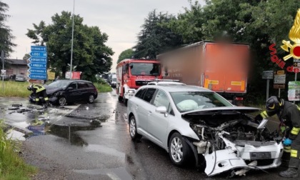 Scontro tra due auto a San Colombano al Lambro, 34enne e 40enne coinvolti