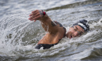 Ragazzino rischia di annegare nell'Adda a Lodi, l'ex campione di nuoto Federico Vanelli gli salva la vita