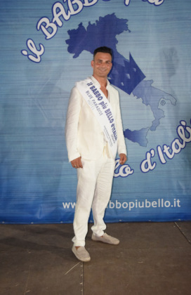 “Il Babbo più Bello d’Italia 2024”, il lodigiano Francesco D’Agostino premiato come il più solare