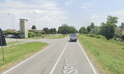 Violento scontro auto-moto a San Martino in Strada: eliambulanza sul posto, 54enne ferito