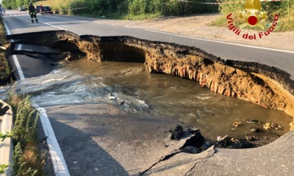 Squarcio lungo la strada provinciale, come cambia il trasporto pubblico in zona