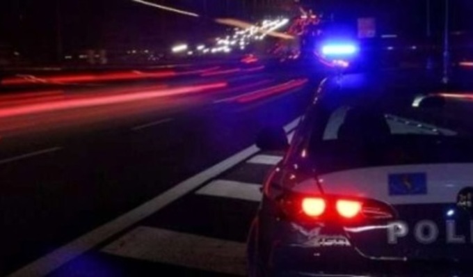 Tre turisti stranieri in bicicletta lungo la A1: “Abbiamo seguito il navigatore”