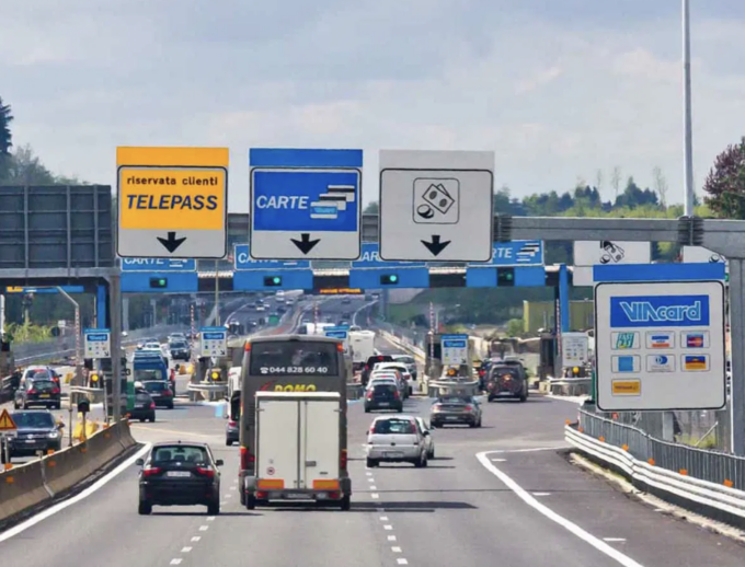 Autostrada del Sole, l’ad Tomasi annuncia: “Al via i lavori per la quarta corsia tra Milano e Lodi”