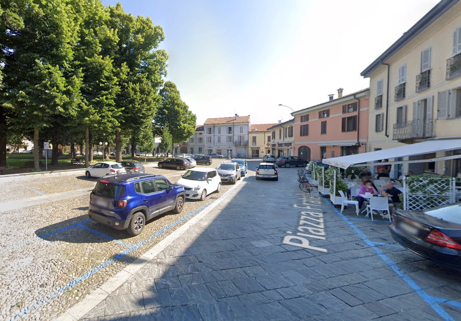 Uno scorcio di piazza Cairoli, nel centro di Codogno