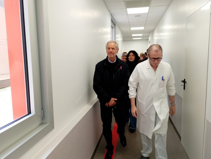 Lombardia, influenza in anticipo. Bertolaso: “No allarmismi, ma vaccinarsi tempestivamente”