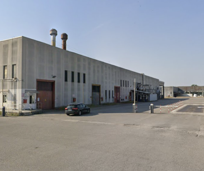 Incidente sul lavoro a Montanaso Lombardo, 24enne cade dal tetto del capannone e muore