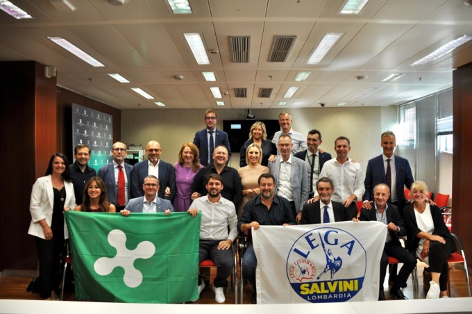 Rinviato stop diesel Euro 5, soddisfazione Lega