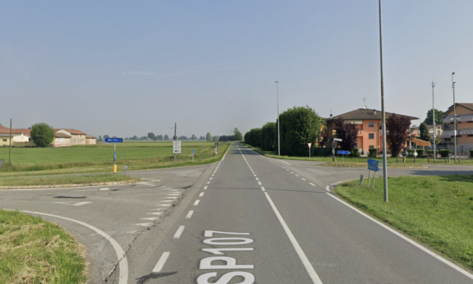 Muore ciclista 73enne, era stato travolto da un’auto sulla Sp107