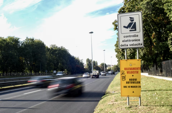 Autovelox, divieti di sosta & Co: Lodi è la terza città italiana con meno multe