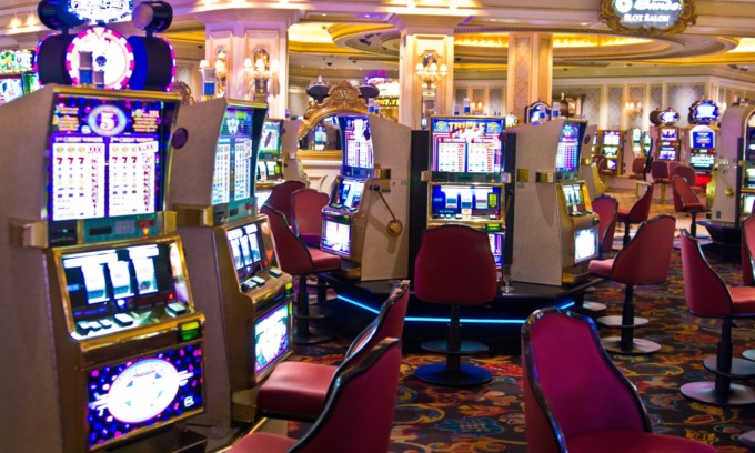 Titolare di videolottery eroga illegalmente denaro contante, usava il “Pos” come uno sportello automatico