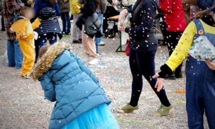 Carnevale 2025 a Zelo Buon Persico, una festa di colori e sorrisi in piazza Italia